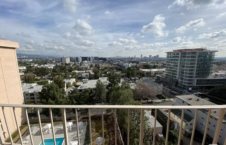 10th Floor Jewel – Los Angeles
